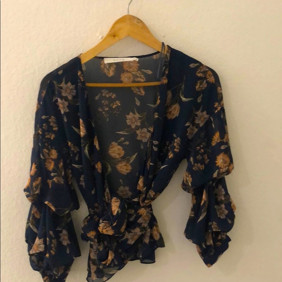 ASTR - Ruffle Sleeve Wrap Top - Picture 4 of 4